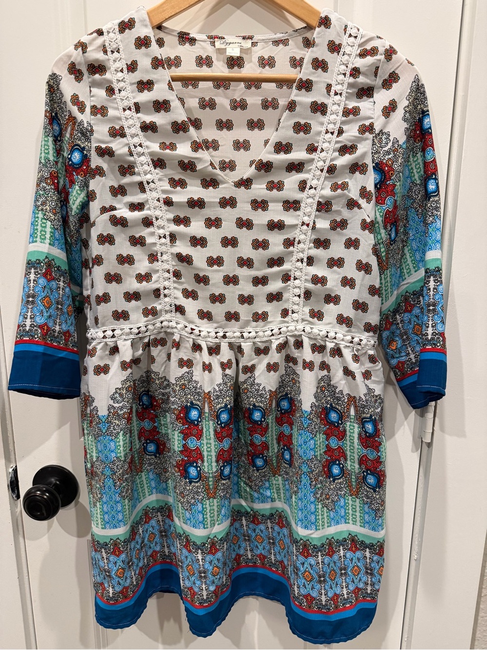Boho Mixed-Print V-Neck Long Sleeve Dress in White and Blue